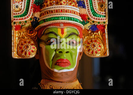 Thullal Tänzer, Kottayam, Kerala, Südindien, Indien, Asien Stockfoto