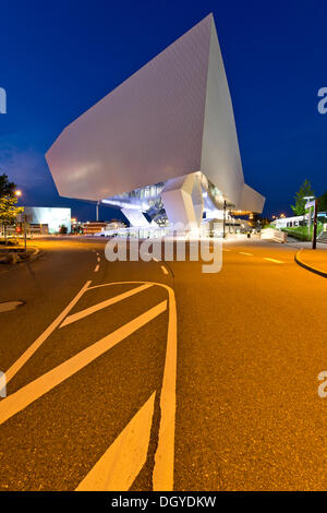 Porsche-Museum, Porscheplatz Quadrat, Stuttgart-Zuffenhausen, Baden-Württemberg Stockfoto