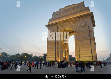 Amar Jawan Jyoti, India Gate, All India War Memorial von Sir Edwin Lutyens, New Delhi, Delhi, Indien Stockfoto