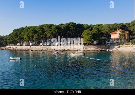 Strand des Campingplatzes Cikat, Mali Losinj, Losinj Insel, Adria, Kvarner Bucht, Kroatien, Europa Stockfoto