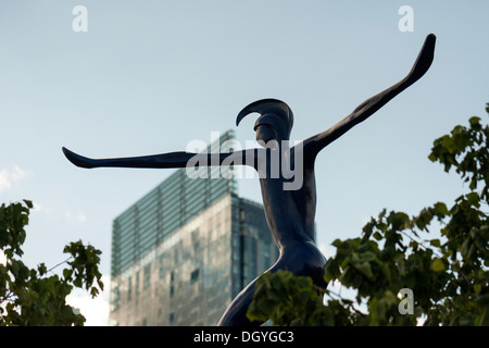 Bis dort-Skulpturen auf First Street, Manchester. Stockfoto