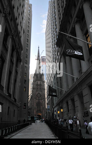 Die Trinity Church, Wall Street, Financial District, New York City, Nordamerika, USA Stockfoto