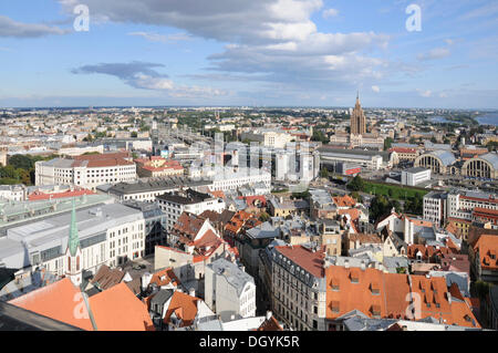 Anzeigen von Riga, der historische Bezirk, Fluss Daugava, Lettland, Baltikum, Nordeuropa Stockfoto