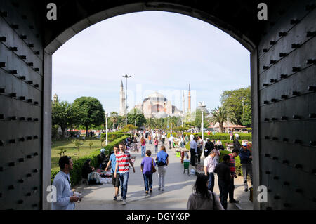 Die Hagia Sophia, die Sultan Ahmed Park, historischen Viertel von Istanbul, Türkei, Europa Stockfoto