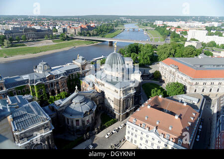 Blick auf die Hochschule für Bildende Künste Dresden vom Turm der Frauenkirche Frauenkirche, Dresden, Florenz an der Elbe Stockfoto