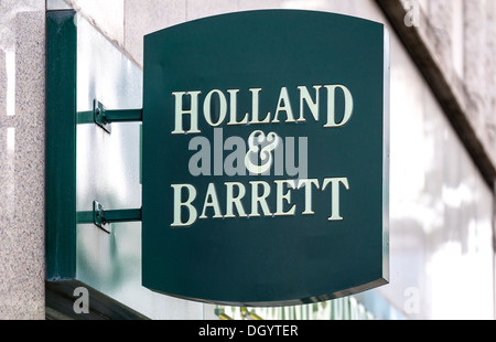 Holland und Barrett Health Food Shop anmelden. Stockfoto