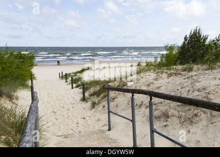 Weg zum Strand Stockfoto