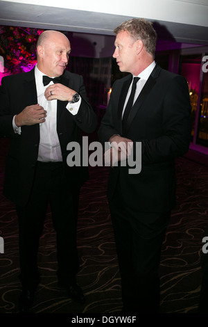 Ehemalige Manchester United Co-Trainer Mike Phelan (l) und Manchester United Manager David Moyes Stockfoto