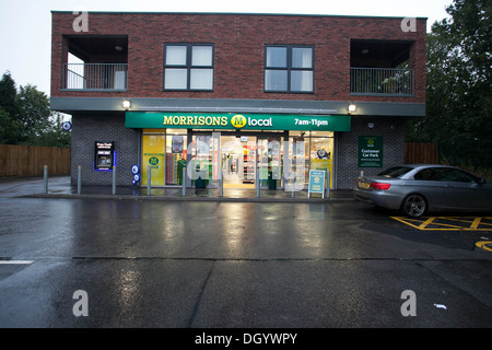 Exterieur des Morrisons M lokale in Crumpsall in der Nähe von Manchester. Stockfoto