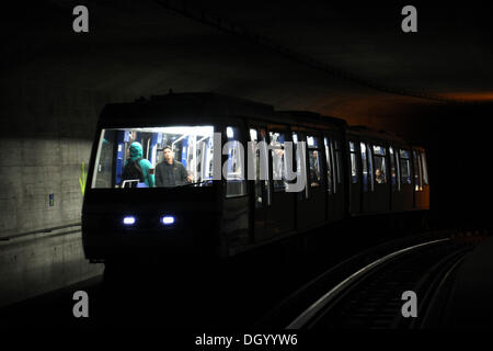 Lausanne, Schweiz. 19. Oktober 2013. Eine automatische u-Bahn, Linie M2, in Lausanne, Switzerland.Photo: Mathieu Arlettaz/NurPhoto © Mathieu Arlettaz/NurPhoto/ZUMAPRESS.com/Alamy Live News Stockfoto