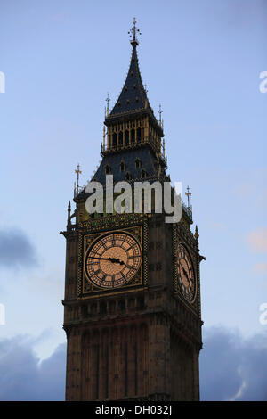 Elizabeth Tower oder Big Ben, City of Westminster, London, London Region, England, Vereinigtes Königreich Stockfoto