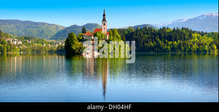 Maria Himmelfahrt Wallfahrtskirche in der Mitte des Sees Bled, Slowenien, Europa Stockfoto