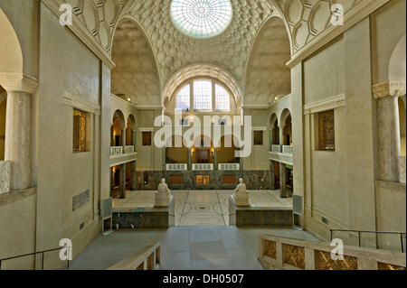 Lichthof, Atrium, an der LMU, Ludwig-Maximilians-Universität, Hauptgebäude, München, Bayern, Oberbayern Stockfoto