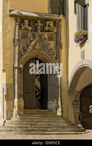 Portal zum Kaisersaal, Reichssaal, altes Rathaus, Altstadt von Regensburg, Oberpfalz, Bayern Stockfoto