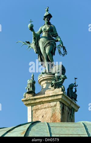 Bronzefigur von Tellus Bavarica, Anno 1623 von Hubert Gerhard in Kopie, Tempel der Diana im Hofgarten oder Court Gardens, München Stockfoto