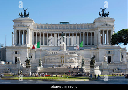 Nationales Denkmal für König Vittorio Emanuele II, das sogenannte Vittoriano in Piazza Venezia, Rom, Latium, Italien Stockfoto