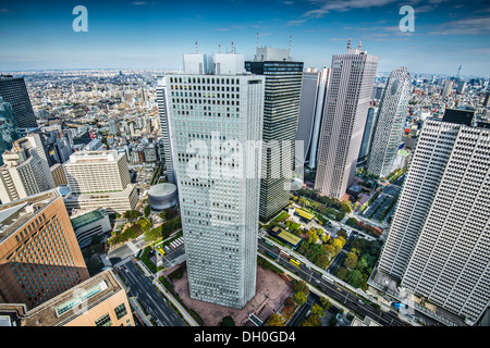 Finanzielle Gebäude in Shinjuku, Tokio, Japan. Stockfoto