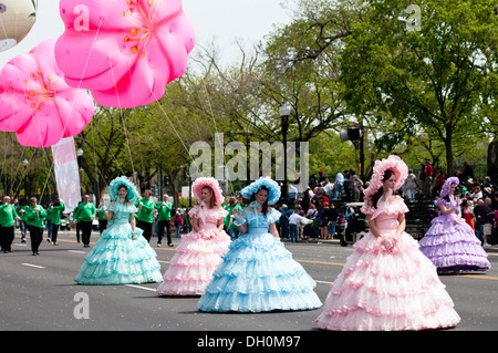 Die Southern Belles, die National Cherry Blossom Festival Parade in Washington, D.C. Stockfoto