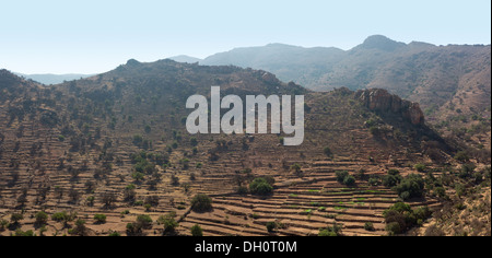 Aufnahmen auf einer Straße Reise durch den Anti-Atlas-Gebirge in der Stadt von Taroudant, Süden von Marokko, Nordafrika Stockfoto