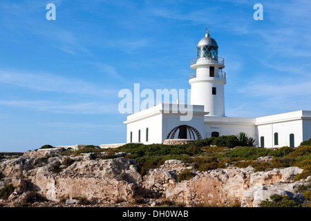 Leuchtturm am Cap de Cavalleria, Nord Menorca, Insel Menorca, Balearen, Spanien, Süd-Europa Stockfoto