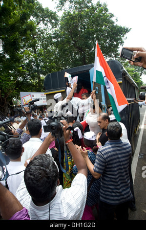 Anna Hazare Unterstützer Mumbai Maharashtra Indien Asien Stockfoto