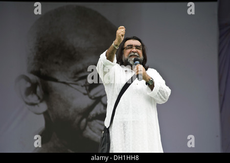 Anzeige Film Direktor Prahlad Kakar unterstützen Anna Hazare Ramlila Maidan in neu-Delhi Indien Asien Stockfoto