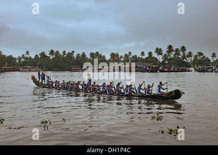 Bootsrennen in Punnamada See in Alleppey Kerala Indien Stockfoto