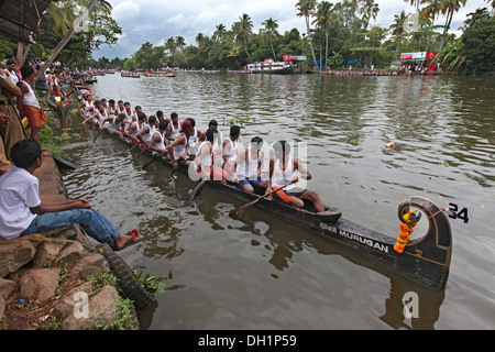 Bootsrennen in Punnamada See in Alleppey Kerala Indien Stockfoto