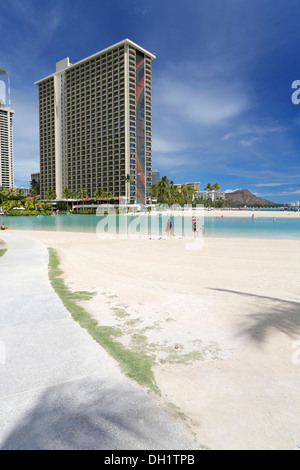 Hilton Hawaiian Village am Strand von Waikiki in Honolulu, Oahu, Hawaii, USA, Amerika Stockfoto