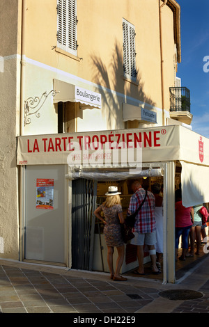 La Tarte Tropezienne Konditorei in Sainte Maxime, Frankreich. Stockfoto