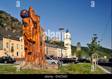 Skulptur aus einem Baumstamm, Sankt Goarshausen, Oberes Mittelrheintal, ein UNESCO-Weltkulturerbe Stockfoto