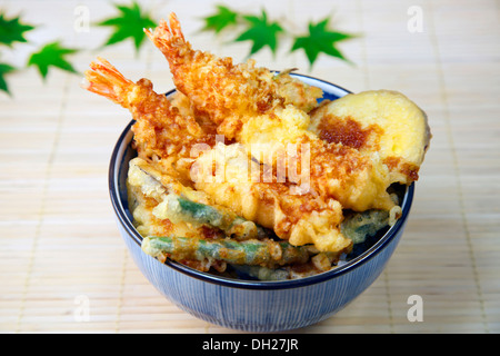 Sehne (Tempura Reisschüssel) Stockfoto