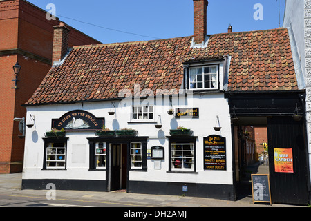 17. Jahrhundert Ye Olde Whyte Swanne Inn, Eastgate, Louth, Lincolnshire, England, Vereinigtes Königreich Stockfoto