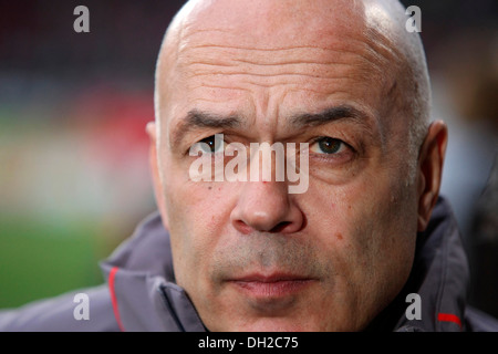 Christian Gross, Trainer des Bundesligisten VfB Stuttgart, portrait Stockfoto