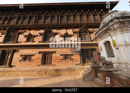 Nepal Bakhtapur, eine historische Stadt im Kathmandu-Tal und UNESCO-Weltkulturerbe. Stockfoto