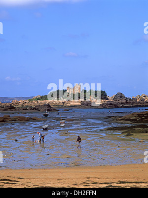 Le Chateau de Costaeres, der Côte de Granit Rose, Côtes d ' Armor Departement, Bretagne, Frankreich Stockfoto