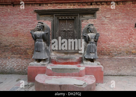 Nepal Bakhtapur, eine historische Stadt im Kathmandu-Tal und UNESCO-Weltkulturerbe. Stockfoto