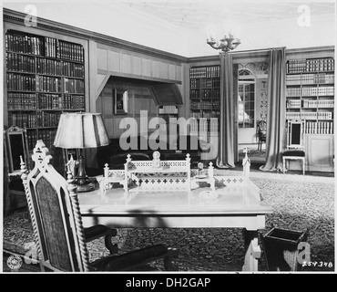 Hier ist das Büro, Schreibtisch und Bibliothek-Raum, der Präsident Harry S. Truman in den amerikanischen Quartalen verwendet wird... 198975 Stockfoto