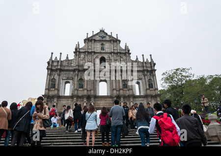 Die Ruinen der St. Pauls Kathedrale in Macau, China. Ein UNESCO-Weltkulturerbe. Stockfoto