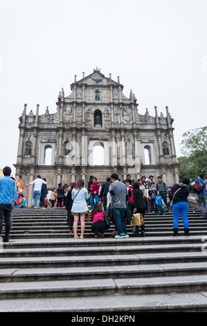 Die Ruinen der St. Pauls Kathedrale in Macau, China. Ein UNESCO-Weltkulturerbe. Stockfoto