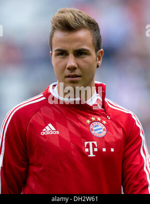 München, Deutschland. 26. Oktober 2013. Münchner Mario Goetze während der Bundesliga-match zwischen FC Bayern München und Hertha BSC in Allianz Arena in München, 26. Oktober 2013. Foto: THOMAS EISENHUTH/Dpa/Alamy Live News Stockfoto