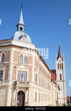 Franziskaner Kirche und High School in Fo Square, Keszthely, Plattensee, Ungarn Stockfoto