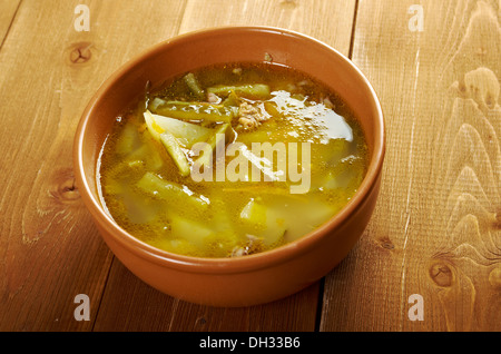 Russische Suppe rassolnik Stockfoto