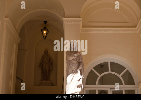 Roman-Statue im Museo di Roma, civic Museum in Rom befindet sich in neoklassizistischen Palast Palazzo Braschi, Rom, Italien Stockfoto