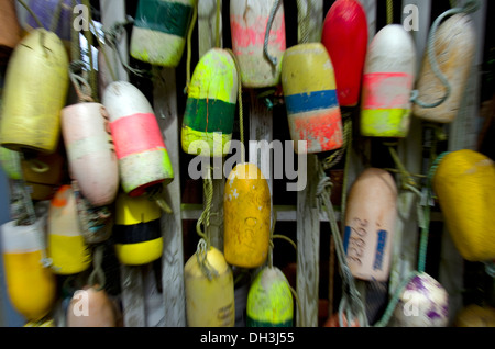 Bunte Bojen im Puget Sound, Washington Stockfoto