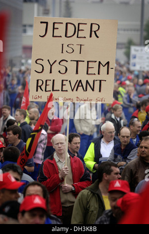 Achtung Streik und Rallye bei Daimler Werk Sindelfingen, gegen Entlassungen in der Krise, eine Initiative der IG Metall Stockfoto