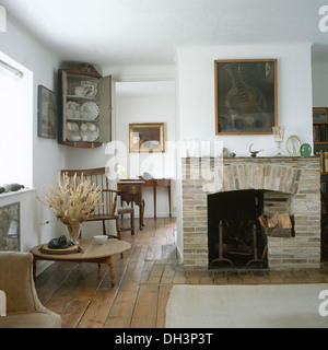 Grundriss mit gemauerten Kamin öffnen Stockfoto, Bild: 226704088 - Alamy