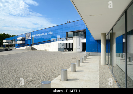 Archäologische Museum Arles oder Musée de l'Arles Antik von Henri Ciriani Arles Provence Frankreich Stockfoto