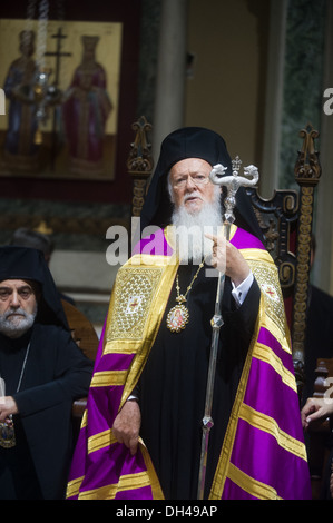 Treffen der katholischen und koptischen orthodoxen christlichen Kirche in Mailand. Kardinal Angelo Scola trifft orthodoxe Patriarch Tawadros ich Stockfoto