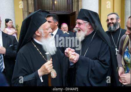 Treffen der katholischen und koptischen orthodoxen christlichen Kirche in Mailand. Erzbischof Stockfoto